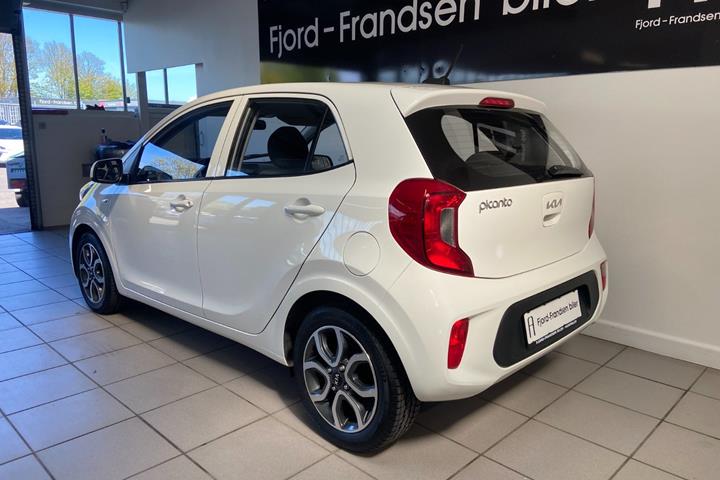 Hvid Kia Picanto fra 2023
