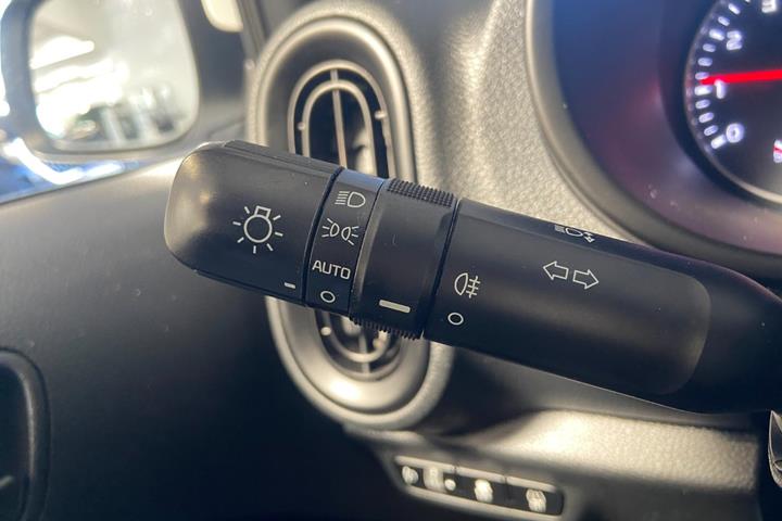 Hvid Kia Picanto fra 2023
