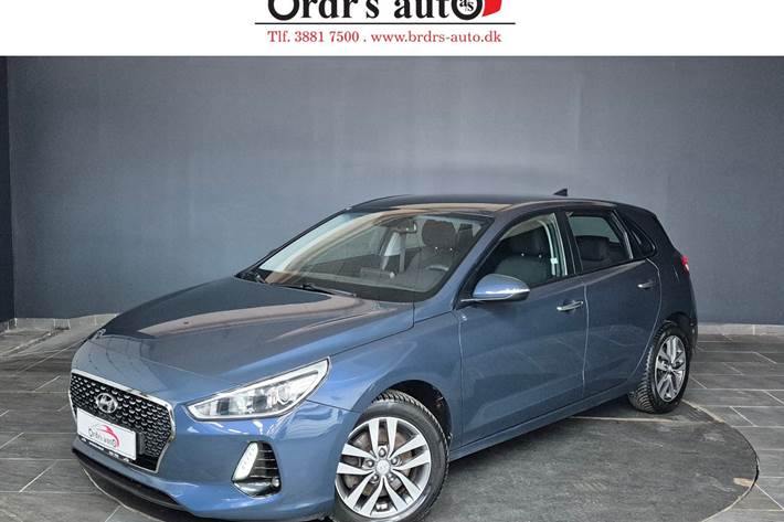 Blå Hyundai i30 fra 2017