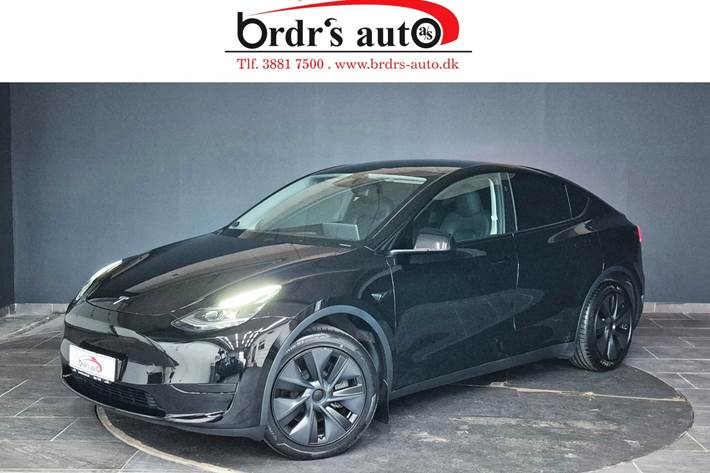 Sort Tesla Model Y fra 2025