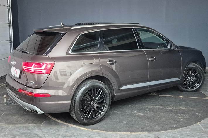 undefined Audi Q7 fra 2016