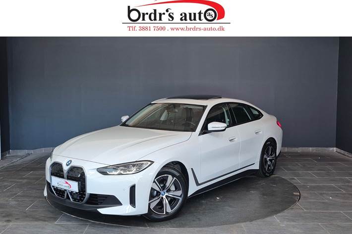Hvid BMW i4 fra 2023