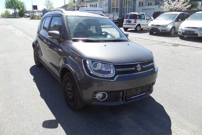 Grå Suzuki Ignis fra 2017