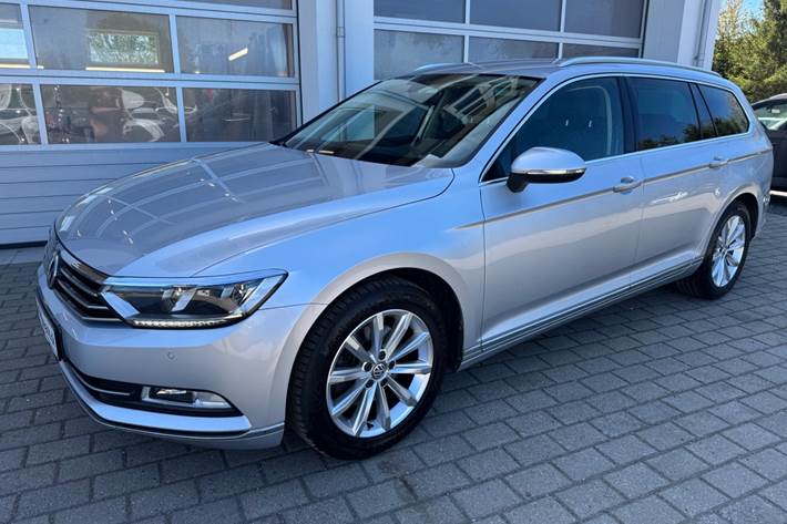 Sølv VW Passat fra 2018