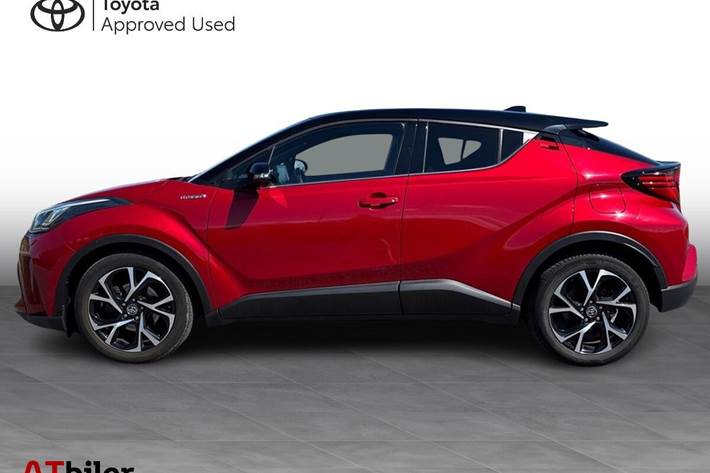 Rød Toyota C-HR fra 2020