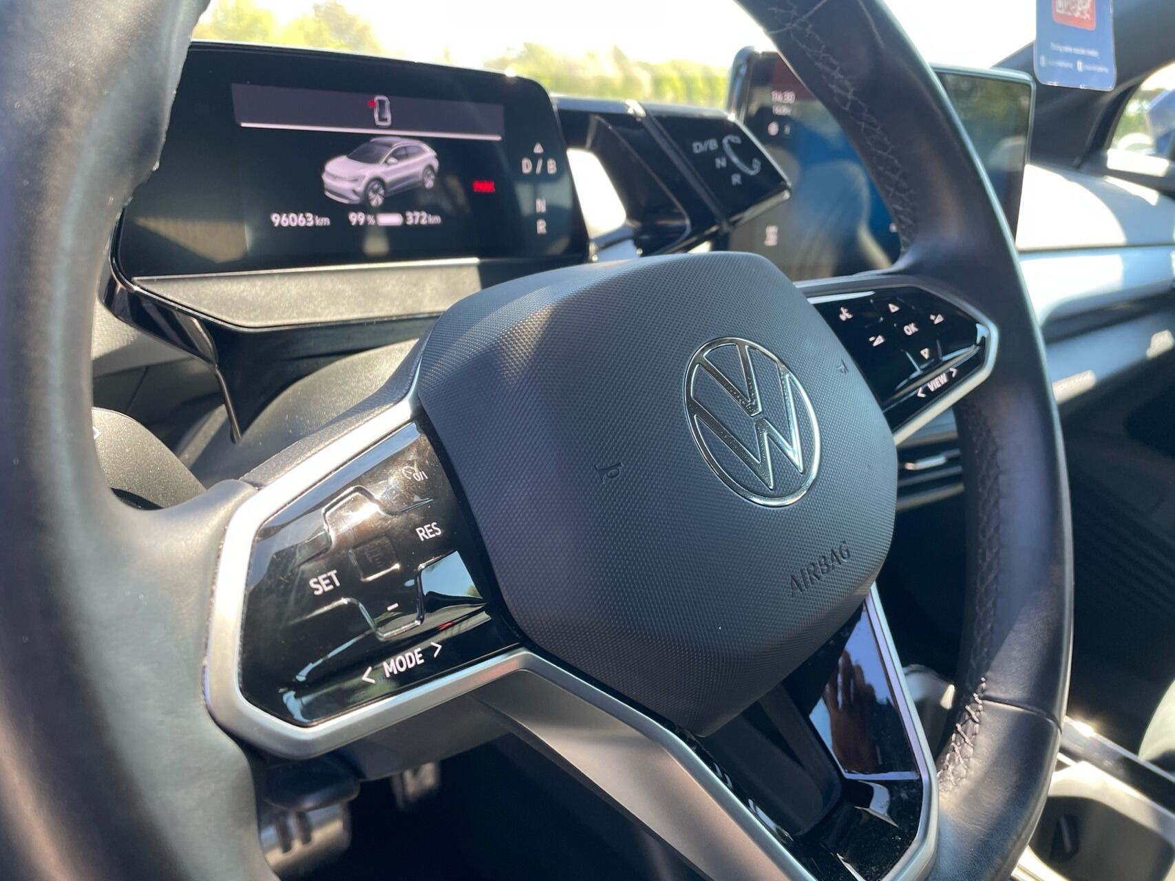 Blå VW ID.4 fra 2023