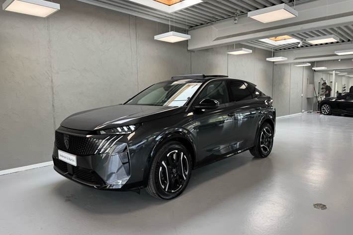 Grå Peugeot e-3008 fra 2026