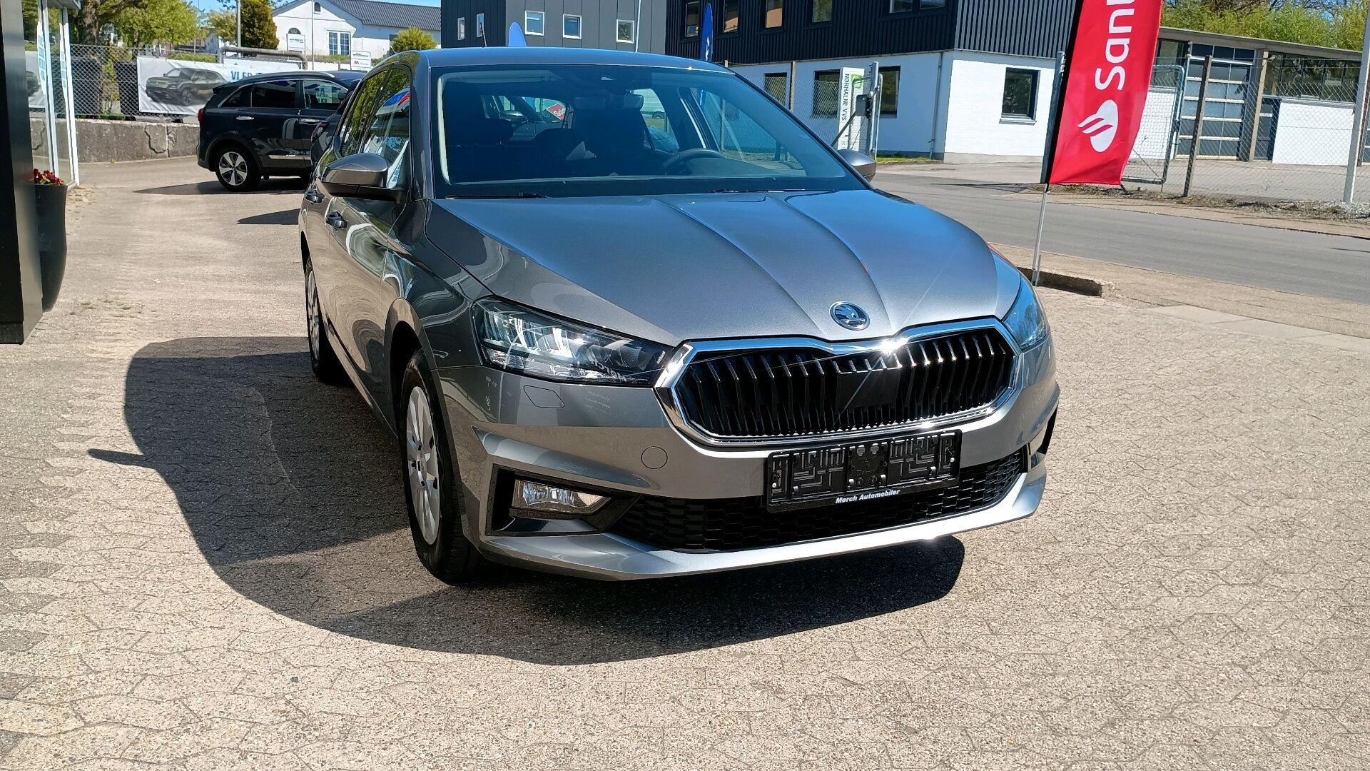 Grå Skoda Fabia fra 2023