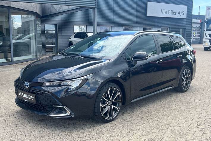 Sort Toyota Corolla fra 2023