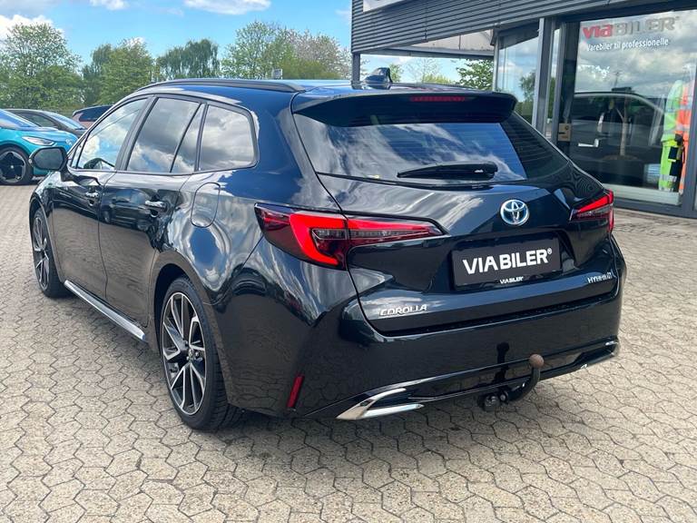 Toyota Corolla 1,8 Touring Sports Hybrid Essential E-CVT 140HK Stc Trinl. Gear