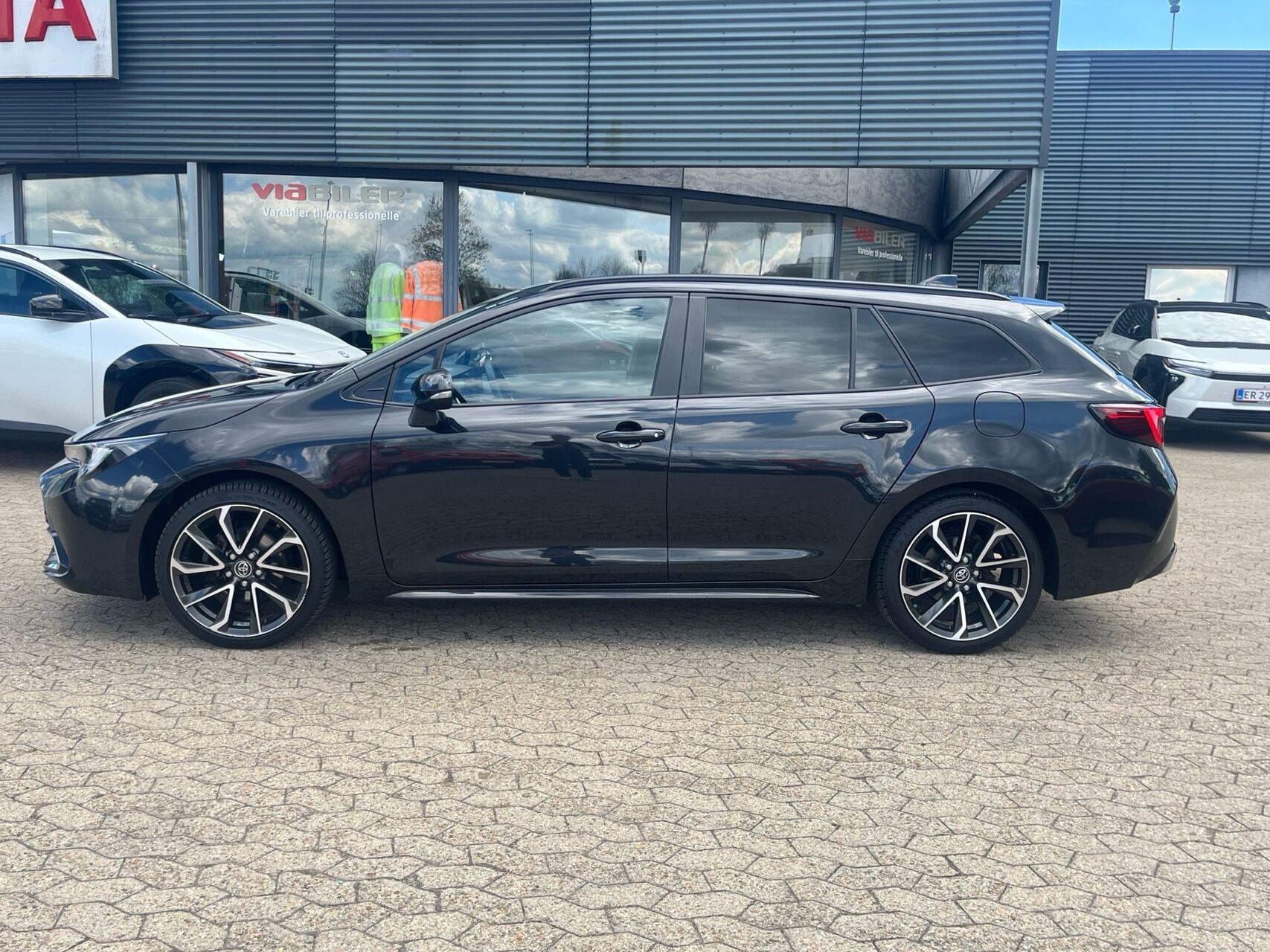 Sort Toyota Corolla fra 2023