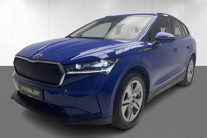 Blå Skoda Enyaq fra 2022