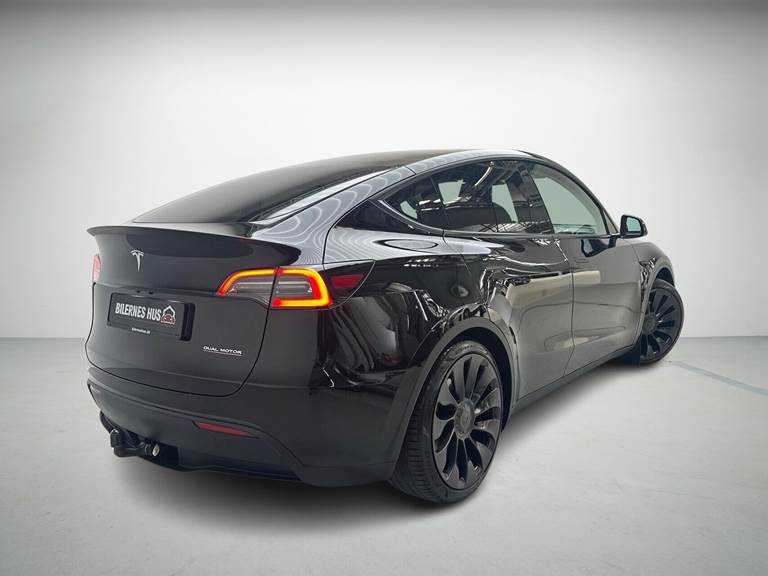 Tesla Model Y EL Performance AWD 534HK 5d Aut.
