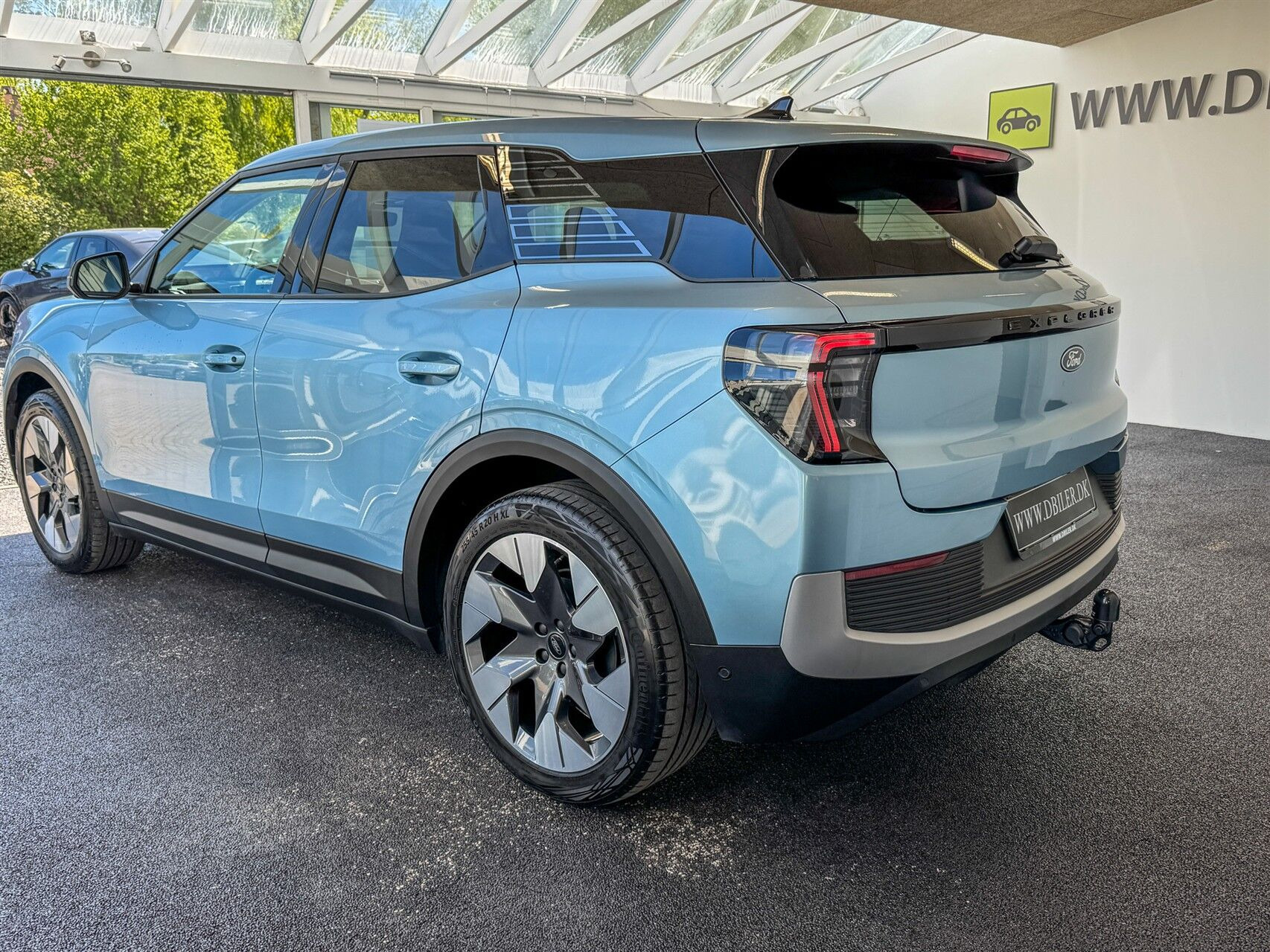 Blå Ford Explorer fra 2025