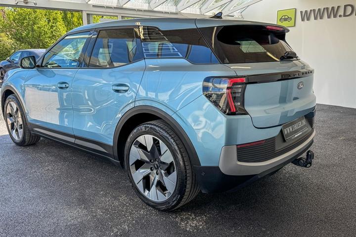 Blå Ford Explorer fra 2025