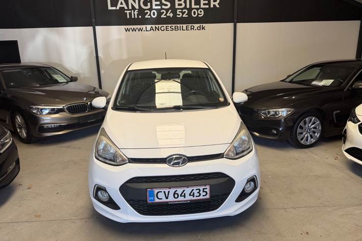 Hvid Hyundai i10 fra 2015