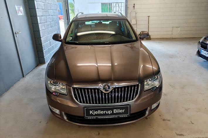 undefined Skoda Superb fra 2011