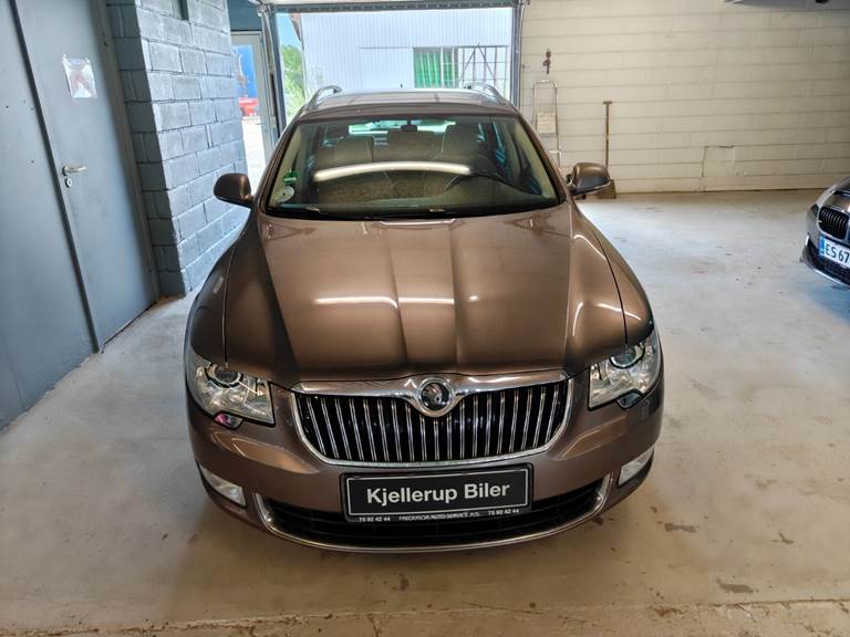 Skoda Superb 1,8 TSi 160 Elegance Combi