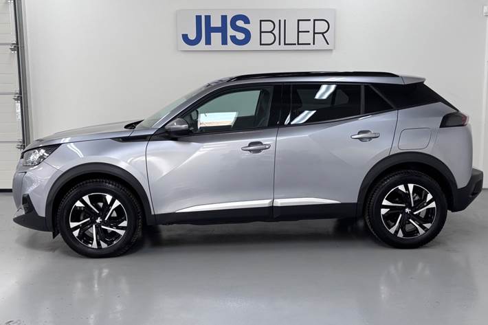Sølv Peugeot 2008 fra 2020