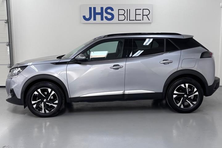 Sølv Peugeot 2008 fra 2020