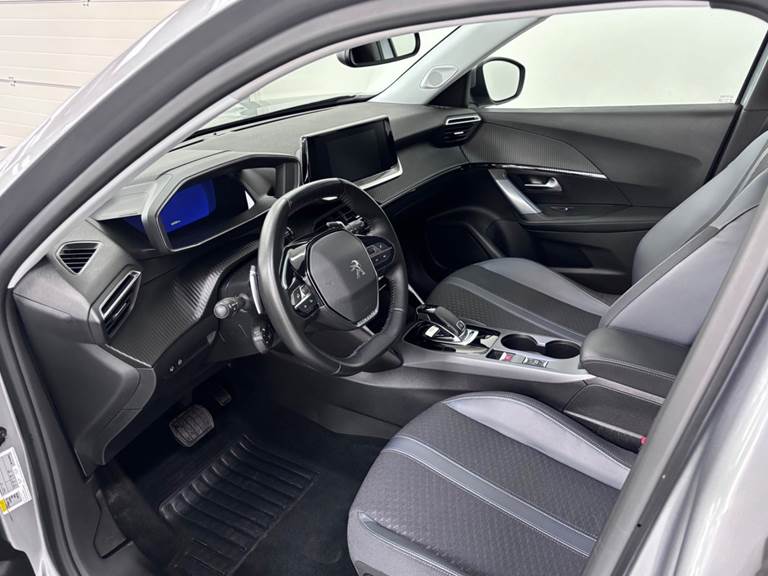 Peugeot 2008 1,2 PureTech 130 Allure Pack EAT8