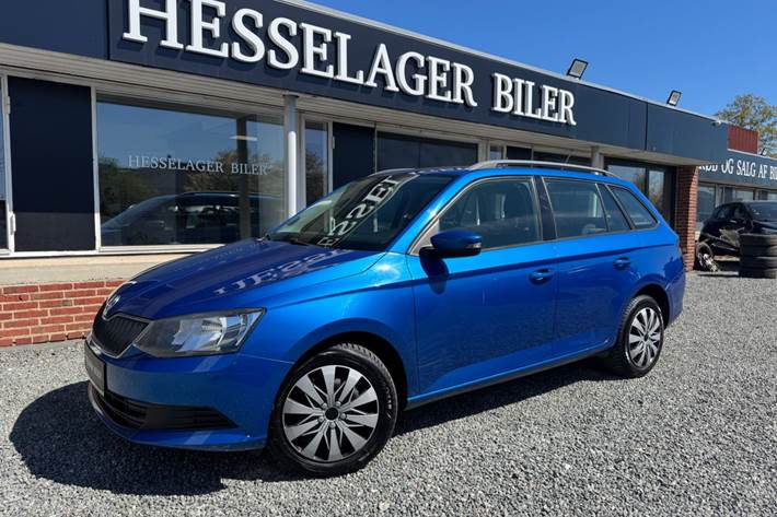 Blå Skoda Fabia fra 2016