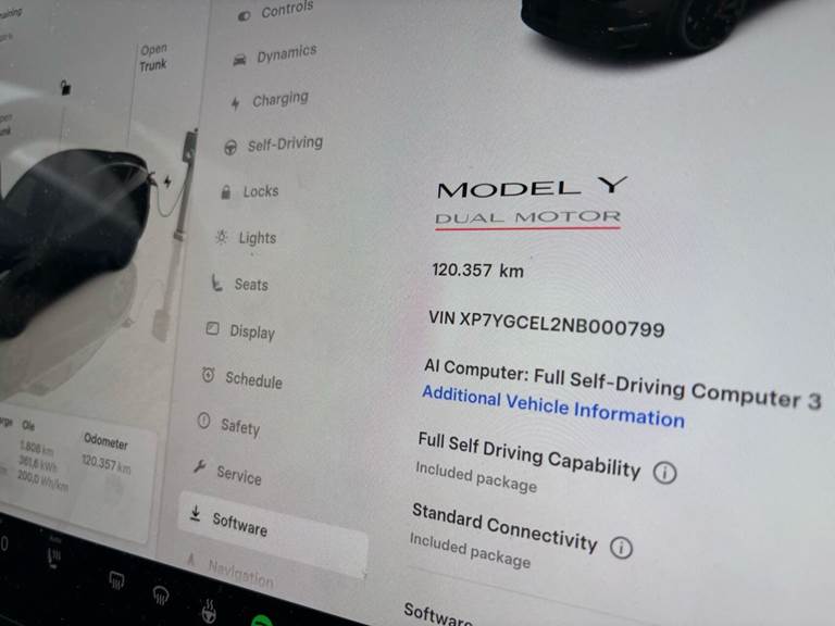 Tesla Model Y Performance AWD