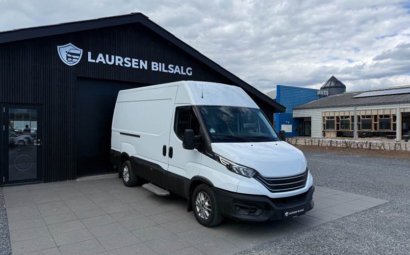 Iveco Daily 3,0 35C18 12m³ Van AG8