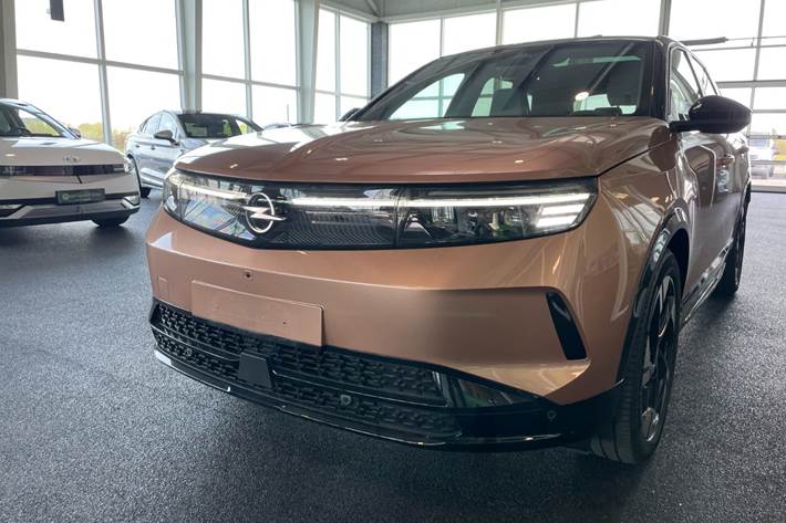 Bronze Opel Grandland-e fra 2025