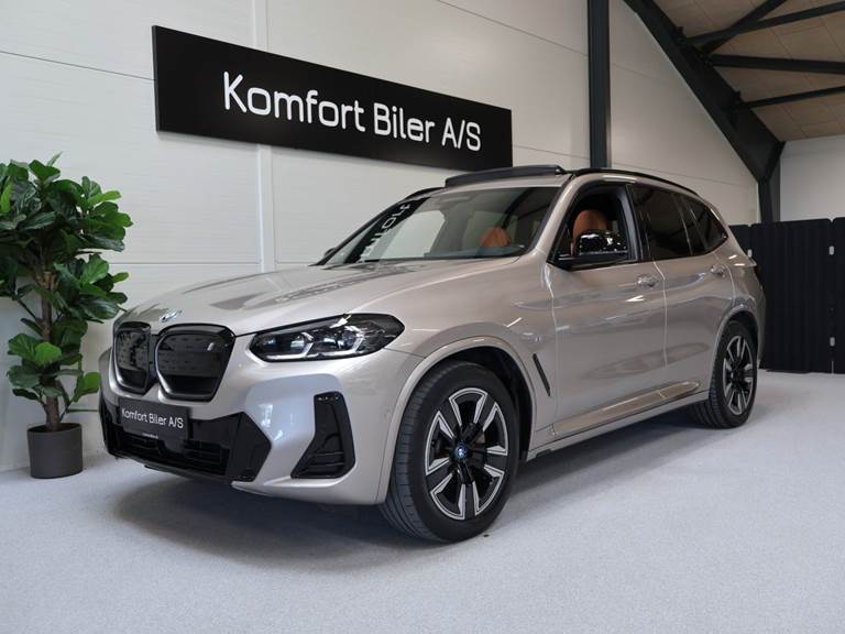 BMW iX3 Charged M-Sport