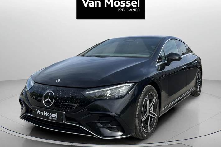 Sort Mercedes EQE350 fra 2023