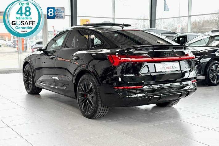 Gul Audi Q8 e-tron fra 2023