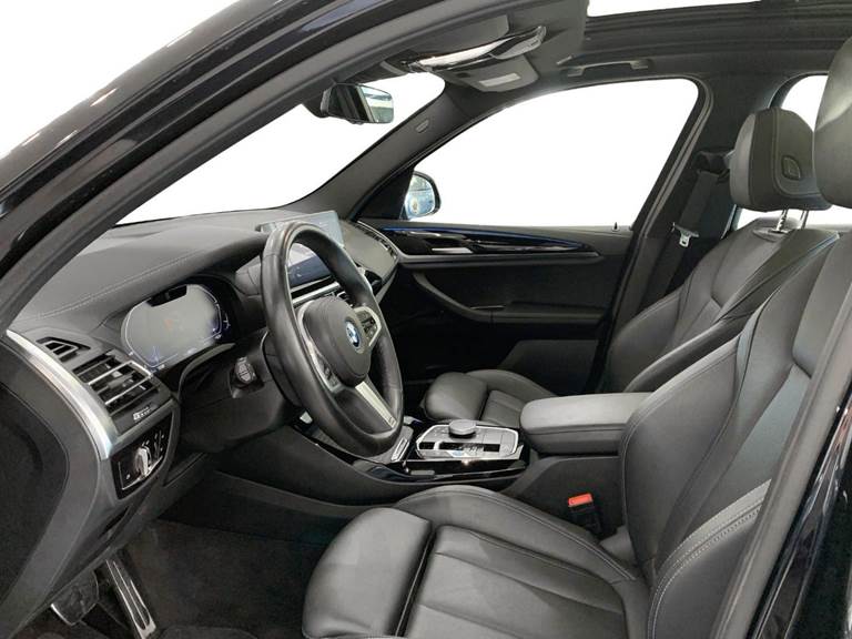 BMW iX3 Charged M-Sport