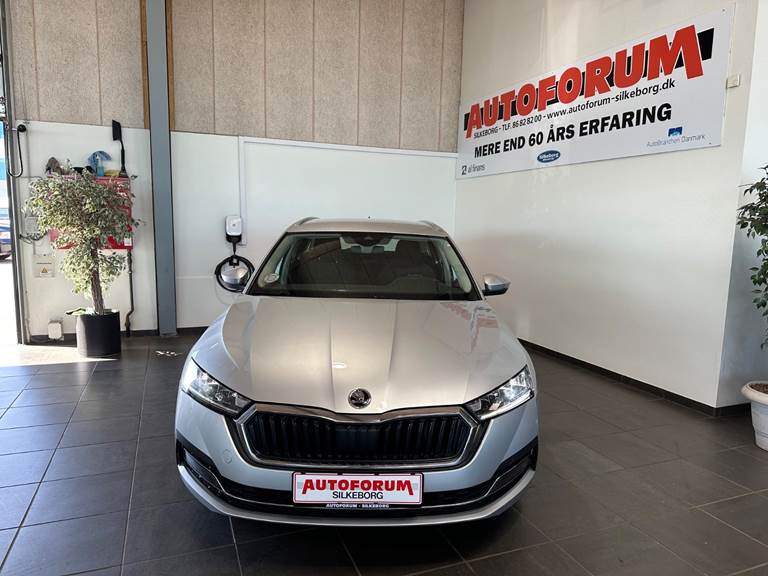 Skoda Octavia 2,0 TDi 150 Business Executive Combi DSG