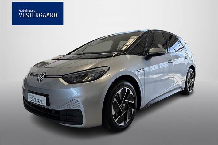 Sølv VW ID.3 fra 2022 set udefra