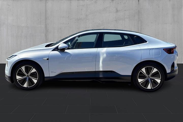 Sølv Polestar 4 fra 2024
