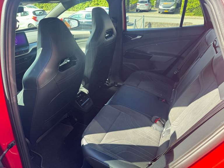 VW ID.4 77 Pro Performance Tech