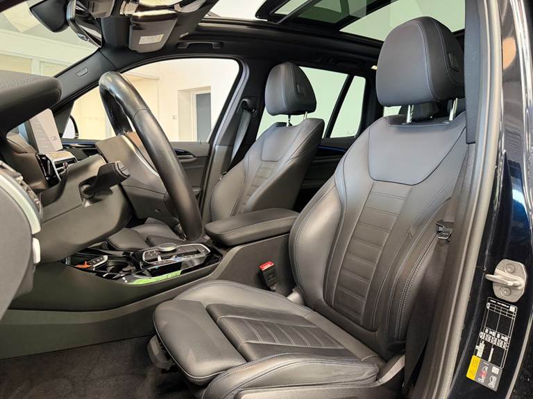 BMW iX3 Charged Plus M-Sport