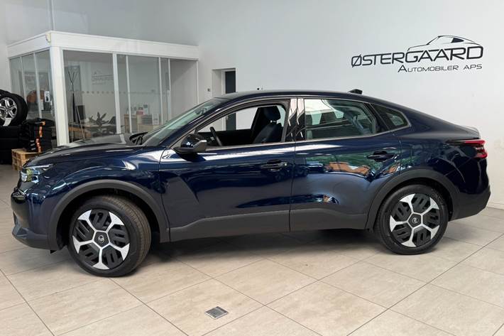 Blå Citroën ë-C4 X fra 2025