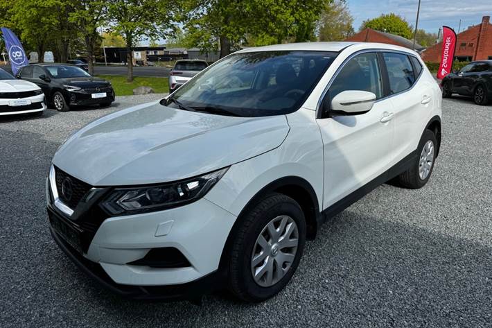 Hvid Nissan Qashqai fra 2018
