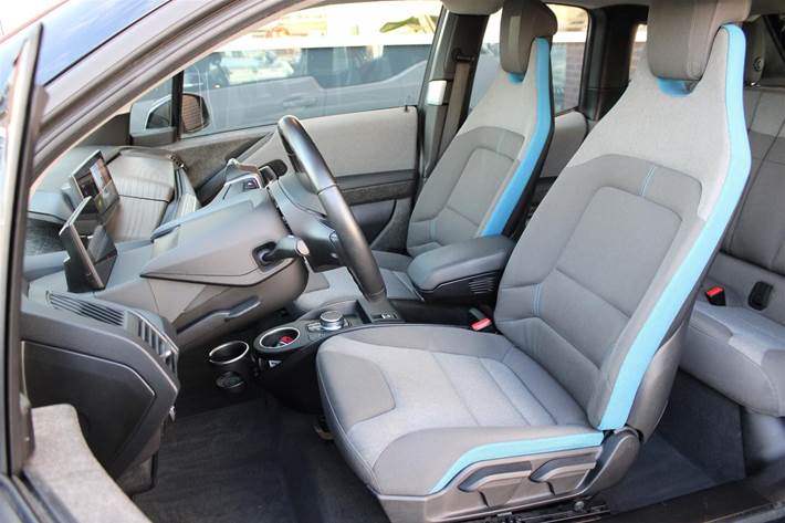 Hvid BMW i3 fra 2021