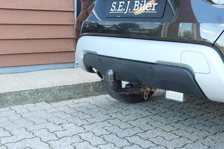 Sort Dacia Duster fra 2019