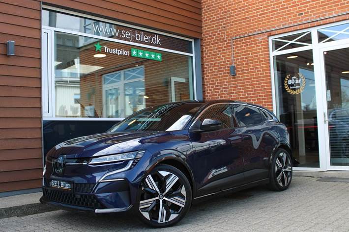 Blå Renault Megane E-Tech fra 2022