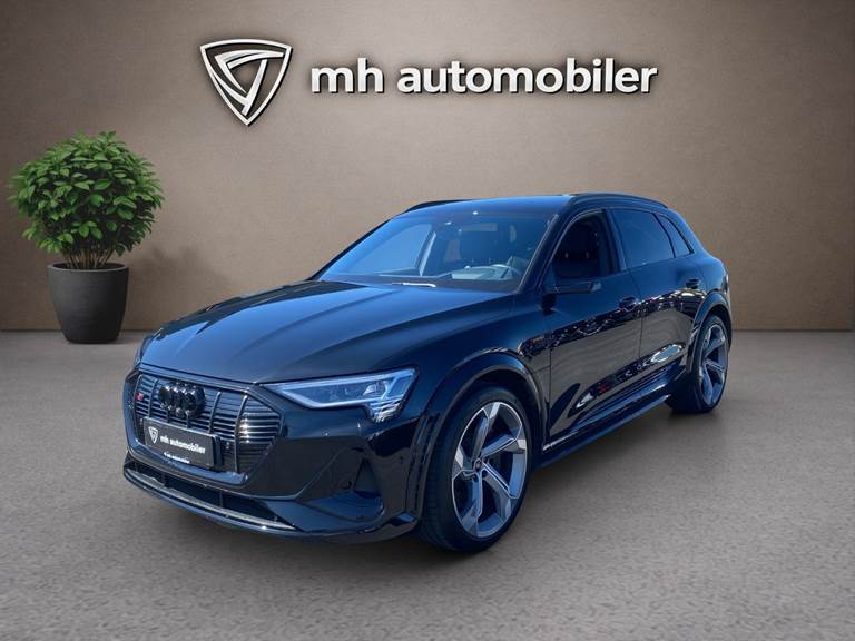 Audi e-tron S quattro