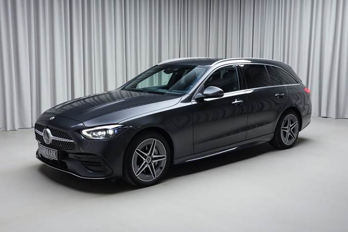 Grå Mercedes C300 e fra 2023