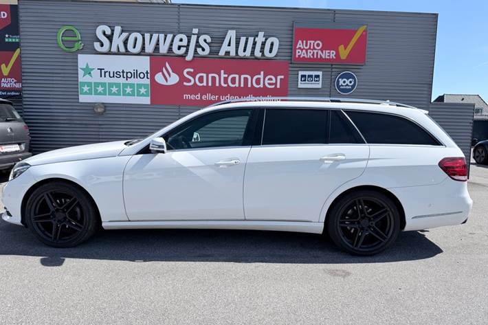 Hvid Mercedes E220 fra 2013