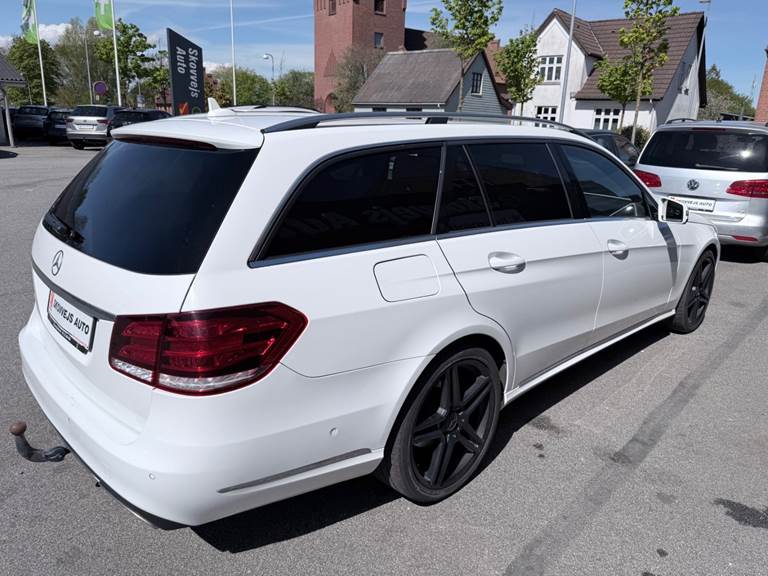 Mercedes E220 2,2 CDi Avantgarde stc. aut.