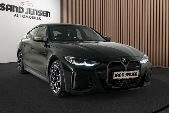 Grøn BMW i4 fra 2024