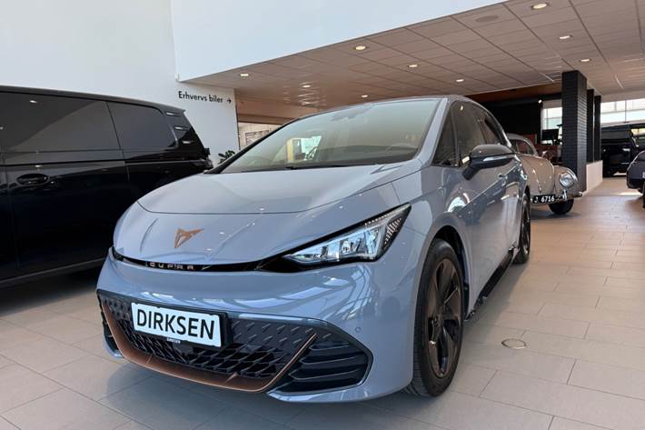 Grå Cupra Born fra 2023