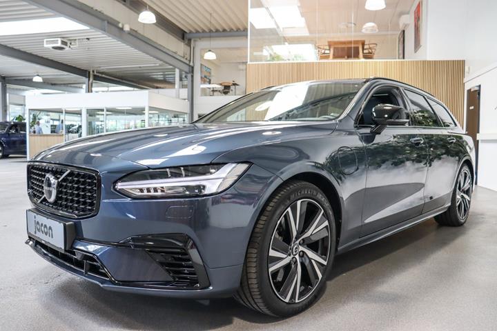 Blå Volvo V90 fra 2023
